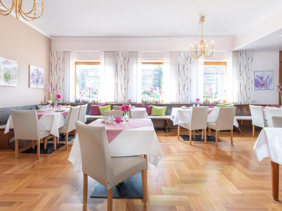 Hotel Alte Post 3*